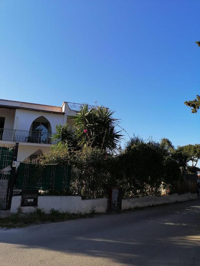 Camera Vicino L'Aeroporto Di Palermo Carini Zewnętrze zdjęcie