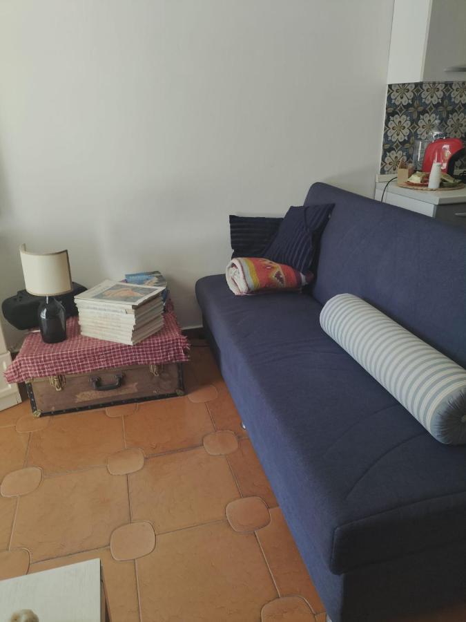 Camera Vicino L'Aeroporto Di Palermo Carini Zewnętrze zdjęcie
